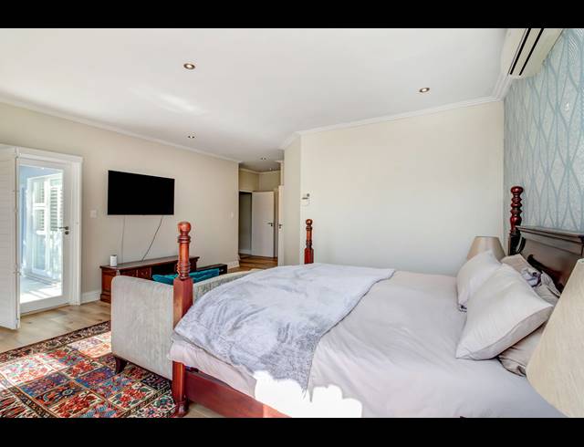 5 BEDROOM HOUSE FOR SALE IN DAINFERN VALLEY ESTATE